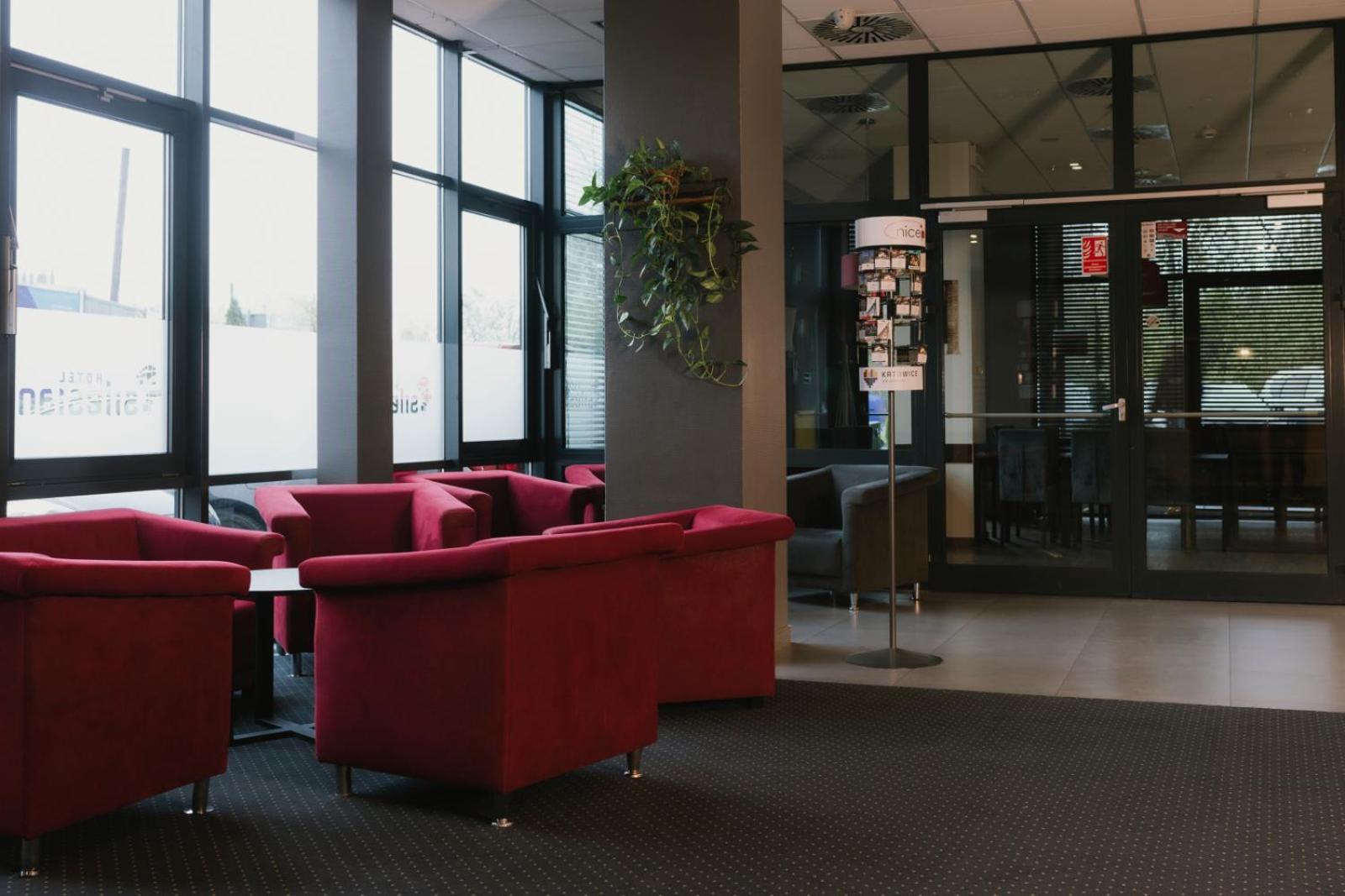 Economy Silesian Hotel Κατοβίτσε Εξωτερικό φωτογραφία